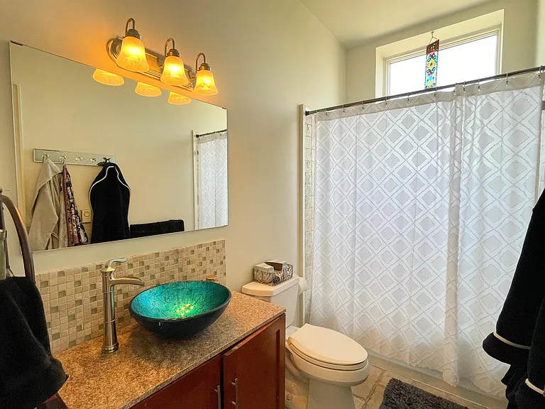 431 Fairmount Ave #2G — Photo 9