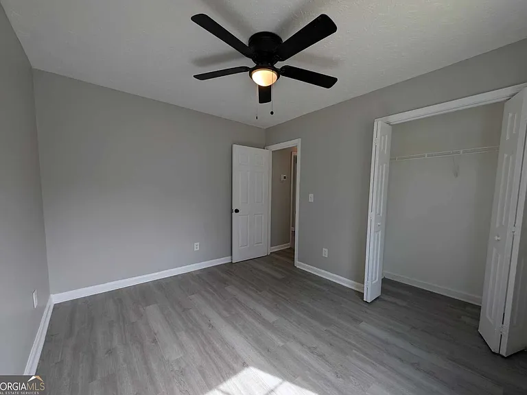 136 Tuscany Ln — Photo 15