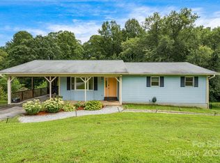 4155 Turnpike Rd, Horse Shoe, NC 28742