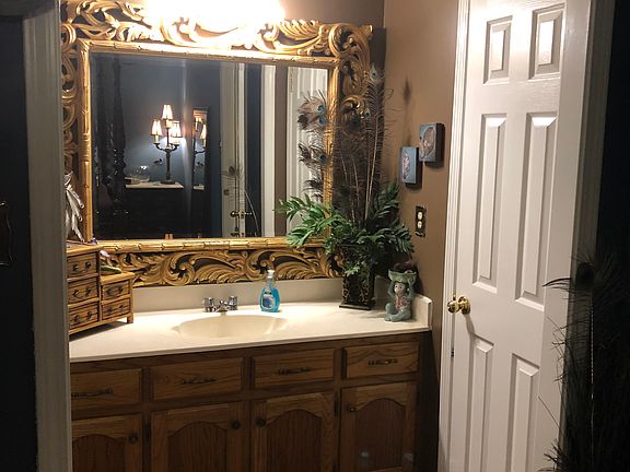 4th image of 3920 Ramblewood Dr