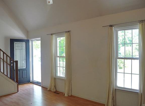 3rd image of 4600 Mason Dale Ct