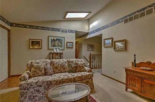 4th image of 1026 Bristol Way