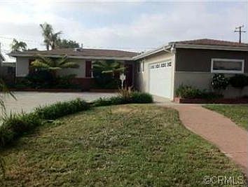 1st image of 10902 Marian Dr