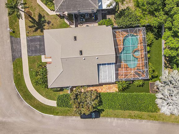 3rd image of 5303 NW 53rd Street