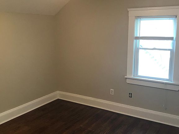 2nd image of 1315 W 104th St #3