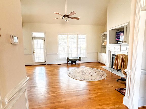 3rd image of 228 W Meath Drive