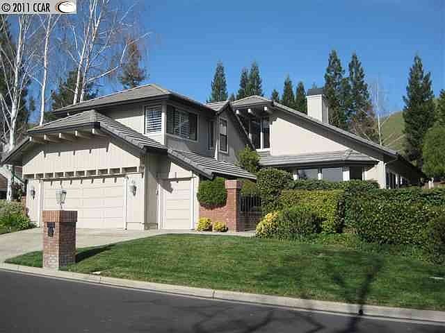1st image of 924 Redwood Dr
