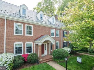 3536 S Stafford St APT A2, Arlington, VA 22206