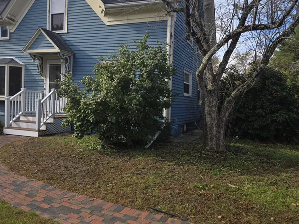 1161 Oakhill Ave APT B, Attleboro, MA 02703