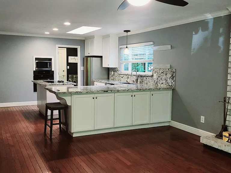 8401 La Riviera Dr — Photo 14