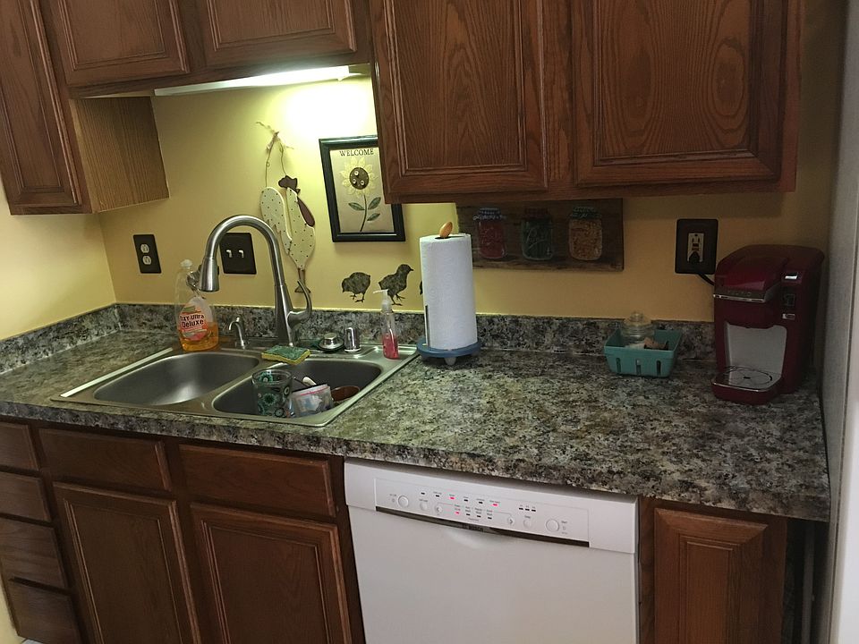 1st image of 253 Holly Ln