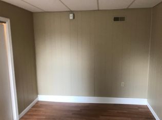 4 Smith St, Warwick, RI 02886