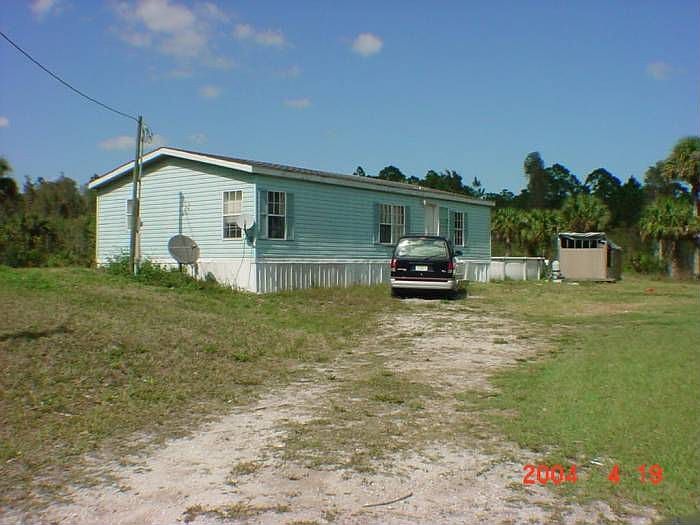2nd image of 3955 Pioneer 9th St