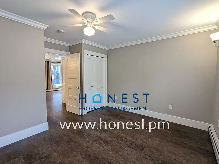 18 Warren St #3 — Photo 12
