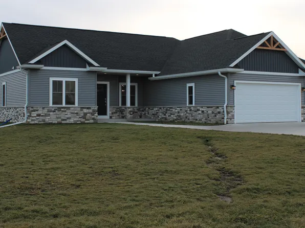 W9467 Andrea Ct, Beaver Dam, WI 53919