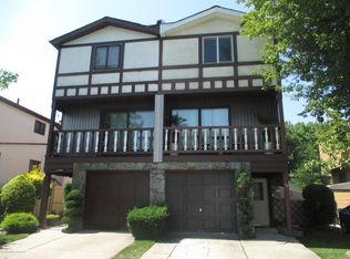 72 Sleepy Hollow Rd, Staten Island, NY 10314