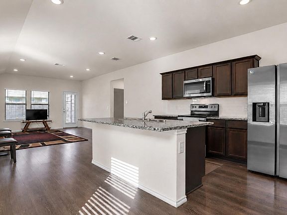 2nd image of 1214 Delmita Dr