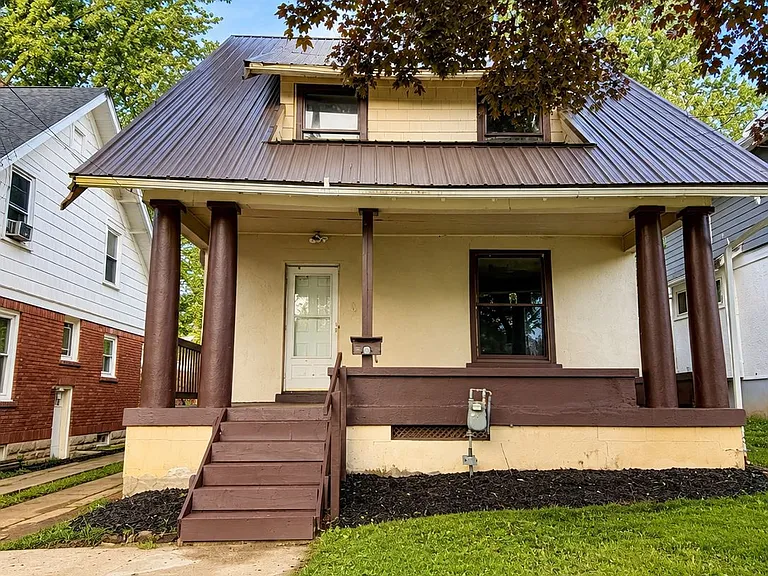 142 Western Ave — Photo 1