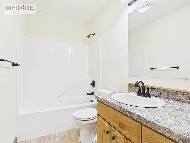 2767 Fen Way #A — Photo 11