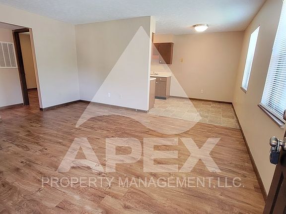 4th image of 5615 Jacksboro Pike APT 2