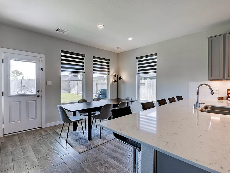 3735 Rush Plains Ct — Photo 16