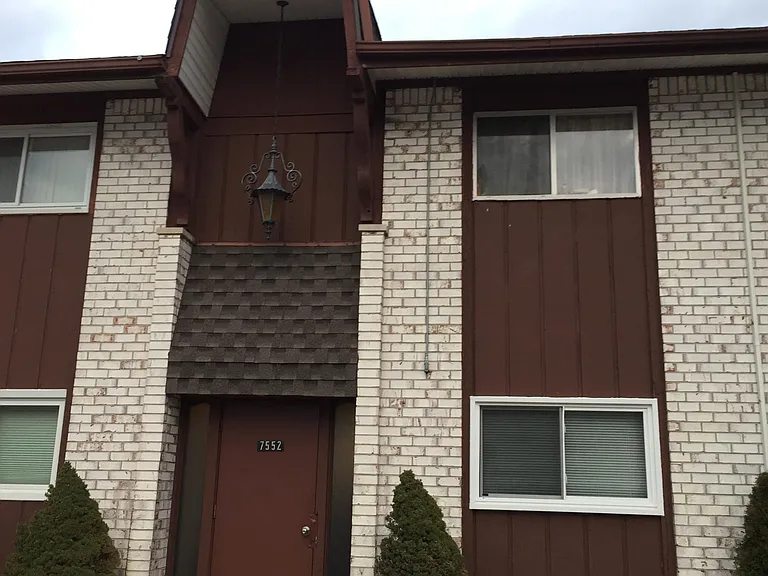 7350 Woodview St — Photo 8