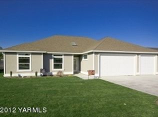 7305 Crown Crest Ave, Yakima, WA 98903