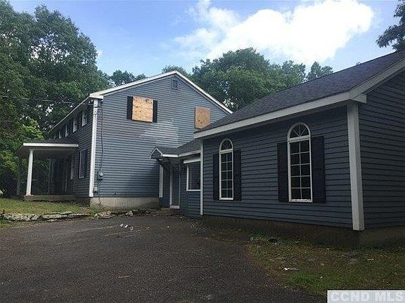 3rd image of 134 Westview Drive