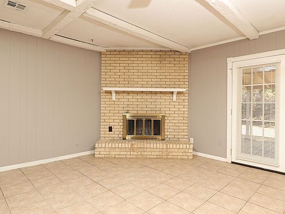 2nd image of 638 Sarver Ave