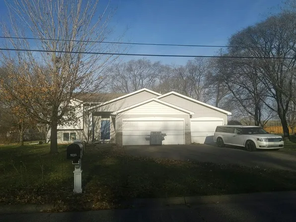 9235 Irving Ave N, Brooklyn Park, MN 55444