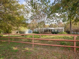 17907 S State Highway 19, Elkhart, TX 75839