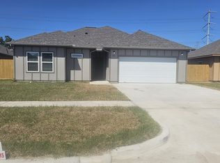 201 Memon Ln, Deer Park, TX 77536