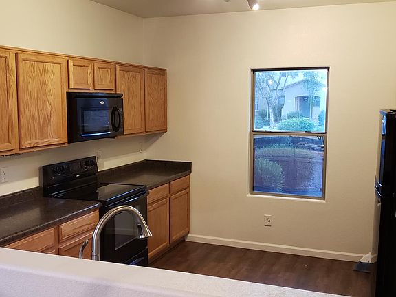 5th image of 22031 S 211th St