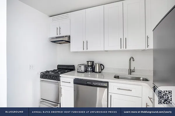 Rented by The Blueground | media 8