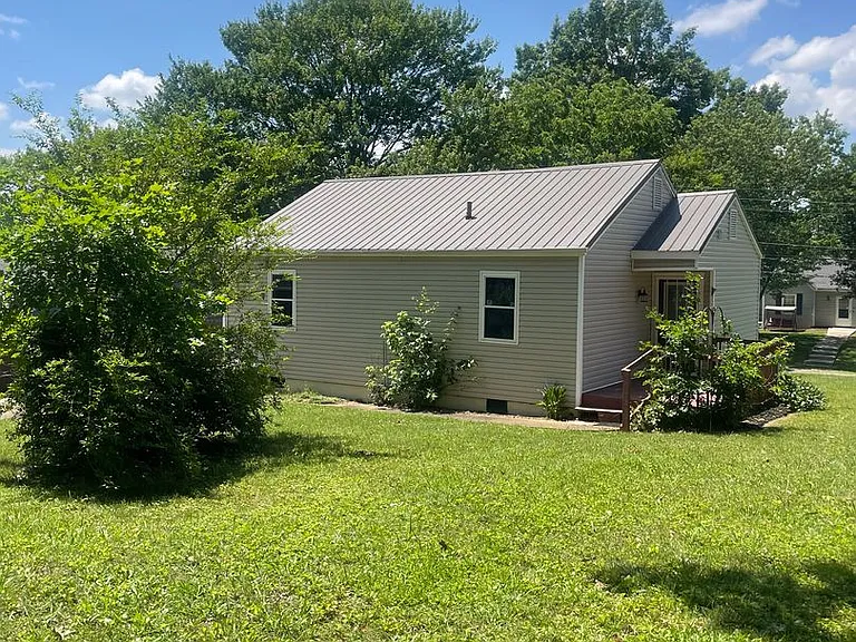 410 W Young High Pike — Photo 19