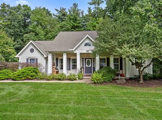 4861 Hidden Hills Cir, Howell, MI 48855