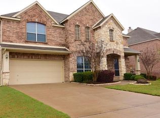 813 Sycamore St, Burleson, TX 76028