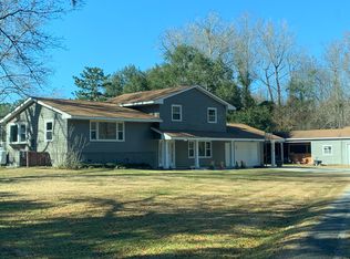 669 Calestown Rd, Bonneau, SC 29431