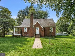 9 Lincoln Ave, Burlington, NJ 08016