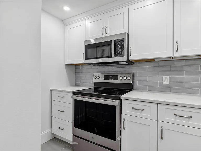 390 Commonwealth Ave #603 — Photo 5