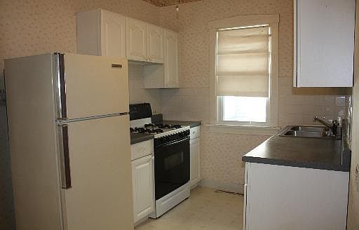 2nd image of 1413 Harlem Ave