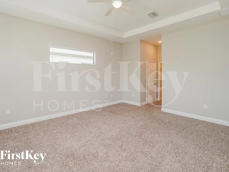 12414 Drakefield Dr — Photo 5