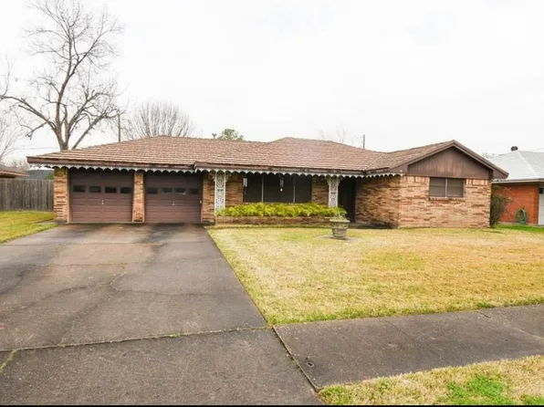 708 Bluebird Ln, Pasadena, TX 77502