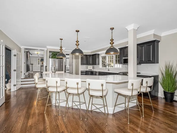 1243 Andover St, Tewksbury, MA 01876