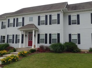 27 Dornoch St UNIT A, Valparaiso, IN 46385