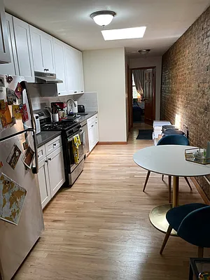 Rented by Eric Goodman Realty Corp | media 16