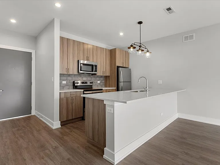 2109 S Halsted LLC — Photo 30