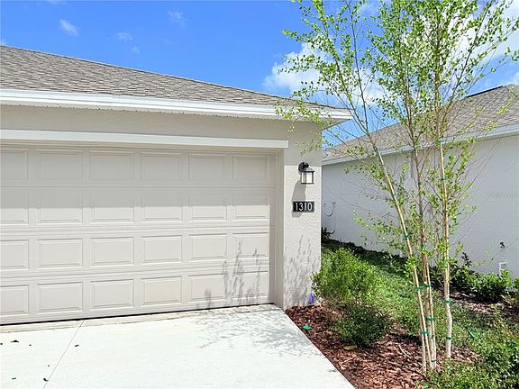 4th image of 1310 Belle Isle Ln