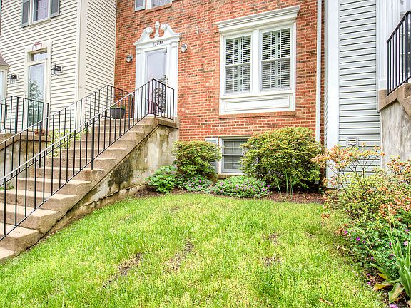 4th image of 13835 Wakley Ct