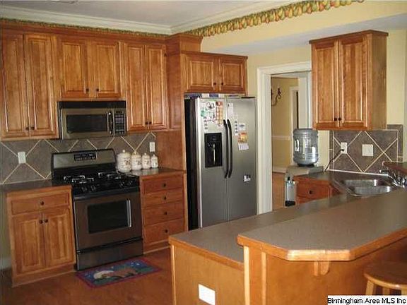 2nd image of 206 Creekwood Ct